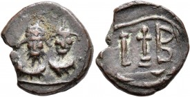 Heraclius, with Heraclius Constantine, 610-641. 12 Nummi (Bronze, 17 mm, 3.85 g, 6 h), a crude and irregular imitation of a dodekanummia from Alexandr...