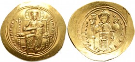 Constantine X Ducas, 1059-1067. Histamenon (Gold, 26 mm, 4.44 g, 7 h), Constantinopolis. +IhS XIS RЄX RЄςNANTҺIm Christ, nimbate, seated facing on squ...