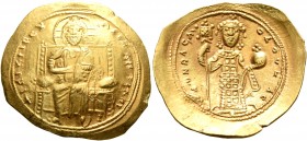 Constantine X Ducas, 1059-1067. Histamenon (Gold, 25 mm, 4.46 g, 6 h), Constantinopolis. +IhS XIS RЄX RЄςNANTҺIm Christ, nimbate, seated facing on squ...