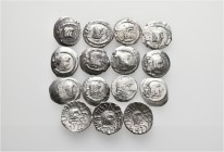A lot containing 15 silver coins. All: Himyar. About very fine to good very fine. LOT SOLD AS IS, NO RETURNS. 15 coins in lot.