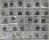 Lots and Collections
Al Andalus and Islamic Coins
Conjunto 30 monedas Dirham. 337 (6), 338 (3), 339 (5), 340 (3), 341 (6), 342 (2), 347 (3) y 350H (2)...