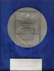 Spanish Medals
Universitat de Barcelona a El Mundo Deportivo. 1995. Anv.: Escudo de armas. Metal plateado. Ø 100 mm. Unifaz. En estuche original con p...