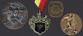 Spanish Medals
Lote 4 medallas. 1957 a 1989. AE, Br, latón. Ø 50 a 89 mm. Inaguración Estadio F.C.B. 1957, Inaguración campo de Futbol Ciudad Deportiv...