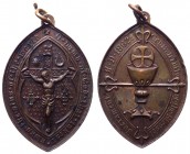 Gran Bretagna - Medaglia a forma di mandorla emessa nel 1862 votiva del Santissimo Sacramento rappresentato con il calice su un verso - AE - con appic...