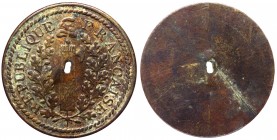 Bottone (?) con fascio e legenda REPUBLIQUE FRANCAISE - AE - foro centrale nel tondello gr. 3,17
n.a.
