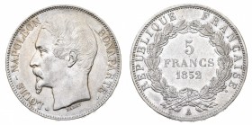 Europa
Francia
Napoleoni III (1852-1870) - 5 Franchi 1852 - Zecca: Parigi - Diritto: effigie di Luigi Napoleone a sinistra - Rovescio: valore e data...