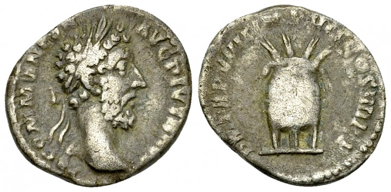 Commodus AR Denarius, Modius reverse 

Commodus (177-192). AR Denarius (16-17 ...