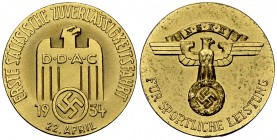 Deutschland, Vergoldete AR Medaille 1934 

Deutschland, Drittes Reich. Vergoldete AR Medaille 1934 (31 mm, 14.93 g), Erste Sächsische Zuverlässigkei...