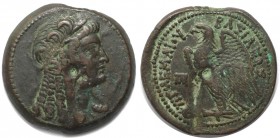 Griechische Münzen, AEGYPTUS. Ptolemäus V. Epiphanes (204-180 v.Chr ), AE 28, Isis / Eagle-Typen, Svoronos 1234. Bronze. Aus der Sammlung des Roman Vi...