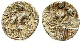 India Kushan Empire 1 Dinar Kipunadha. Circa AD 350-375. AV Dinar. Uncertain mint. Kipunadha standing left sacrificing over altar and holding filleted...