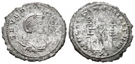 Severina. Antoniniano. 274-275 d.C. Cyzicus. (Ric-18). Anv.: SEVERINA AVG. Busto con diadema y drapeado sobre creciente a derecha. Rev.: CONCORDIAE MI...