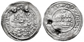 Califato de Córdoba. Muhammad II. Dirham. 399 H. Al-Andalus. (Vives-681). Ag. 3,59 g. Citando a Yahwar en la IA. Dos perforaciones, pese a ello atract...