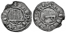 Reino de Castilla y León. Fernando IV (1295-1312). Pepión. Sevilla. (Abm-325). (Bautista-456). Ve. 0,77 g. S bajo el castillo. MBC. Est...25,00.