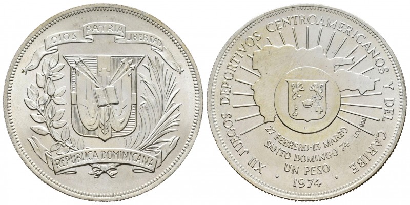 República Dominicana. 1 peso. 1974. (Km-35). Ag. 26,81 g. XII Juegos Deportivos ...