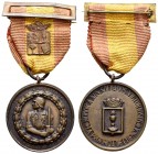 Estado Español (1936-1975). Condecoración. 1939. (Guerra-904). Au. 19,15 g. 1 DE MAYO 1939. Ex-combatientes Cenca. Con el escudo de Cuenca el la cita....
