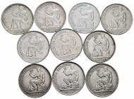 Conjunto de 10 monedas de 1 peseta 1933 de la II República. A EXAMINAR. MBC+/EBC-. Est...120,00.