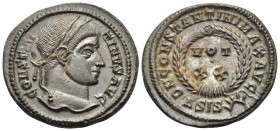 Constantine I, 307/310-337. Follis (Bronze, 19.5 mm, 3.51 g, 1 h), Siscia, 4th officina, 321-324. CONSTAN-TINVS AVG Laureate head of Constantine to ri...