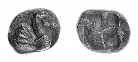 Dióbolo focense (515-500 a.C.). Tipo tesoro Auriol. A/ Parte anterior de Pegaso a der. R/ Cuadrado cuatripartito incuso. AR 1,99 g. NC-173, N.º 10.1, ...