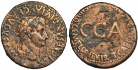 CAESAR AUGUSTA, Zaragoza. Dupondio. A/ Cabeza laureada de Tiberio a der.; TI. CAESAR DIVI. AVG. F. AVGVSTVS. R/ En el centro. C.CA; T. CAECILIO LEPIDO...