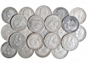 22 monedas de 5 pesetas: 1871 (2), 1875 (3), 1884 (4), 1891 (3), 1892 pelón (3), 1893, 1894 y 1898 (5). De MBC a EBC-.