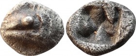 MYSIA. Kyzikos. Obol (Circa 600-550 BC).
Obv: Head of tunny left right.
Rev: Incuse square punch.
Von Fritze IX 2.
Condition: Very fine.
Weight: 1.14 ...