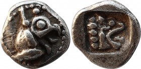 TROAS. Assos. Obol (Circa 500-450 BC). Obv: Head of Griffin Right. Rev: Head of roaring lion right within incuse square. BMC ; -   SNG  ; - .    Appar...