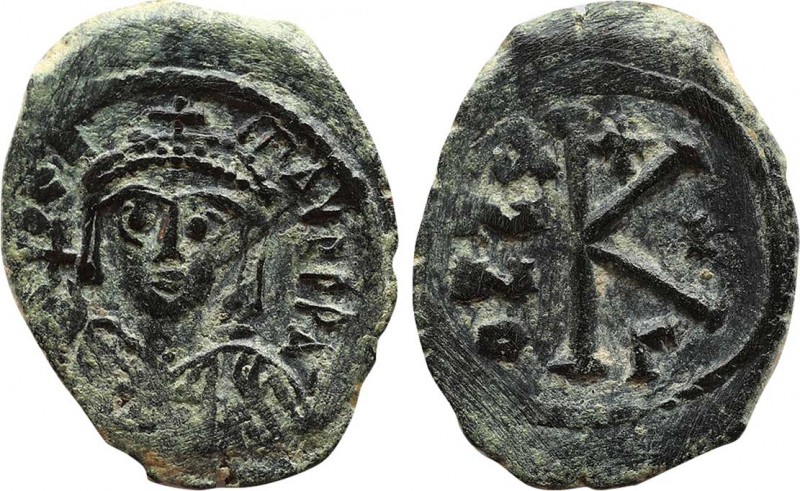 MAURICE TIBERIUS (582-602). Half Follis. Constantinople. Dated RY 1 (582/3).
Obv...