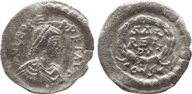 Leo I. Siliqua. Constantinople, AD 474.
Obv: D N LEO PERPET AVG, pearl-diademed, draped and cuirassed bust right. 
Rev: SAL REI PYI within wreath; CON...
