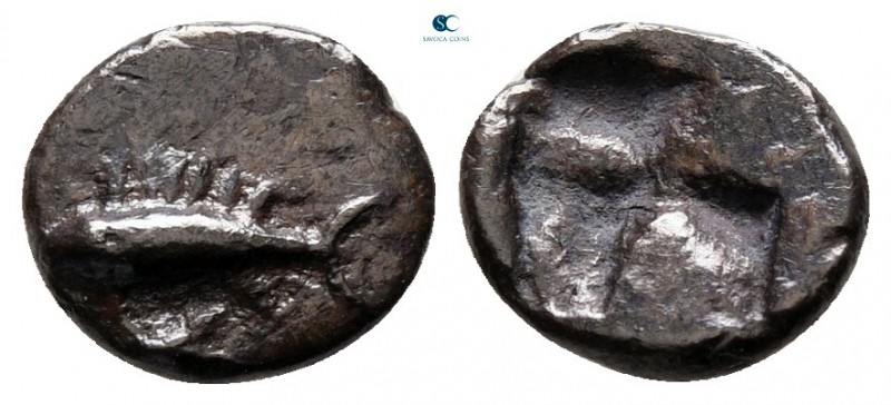 Mysia. Kyzikos circa 520-480 BC. 
Hemiobol AR

8 mm., 0,52 g.



very fin...