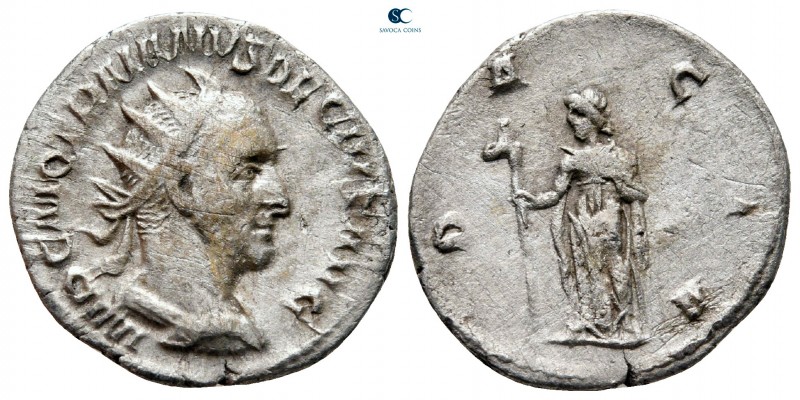 Trajan Decius AD 249-251. Rome
Antoninianus AR

21 mm., 2,28 g.



very f...