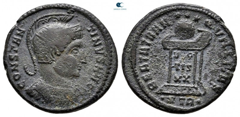 Constantine I the Great AD 306-337. Treveri
Follis Æ

19 mm., 2,90 g.



...