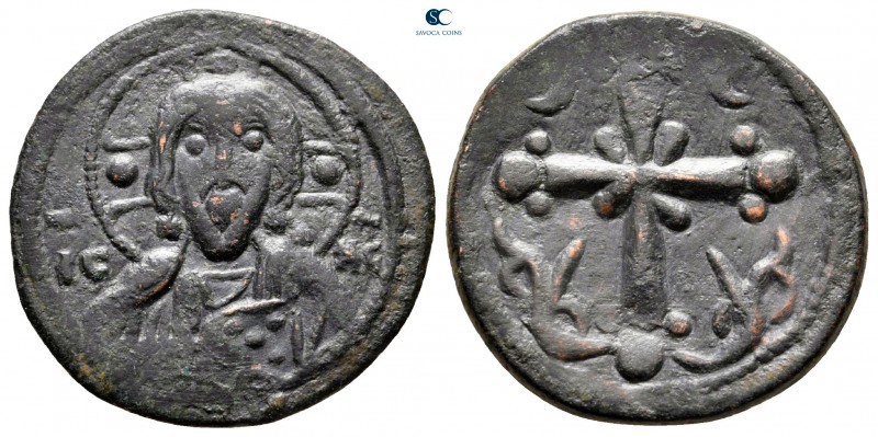 Nicephorus III Botaniates AD 1078-1081. Constantinople
Anonymous Follis Æ

23...