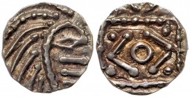 Great Britain
Early Anglo-Saxon period - Primary Phase (c.680-c.710), Sceat. Series E. Later issue. Degenerate 'porcupine' head right. Rev. 'Standard...