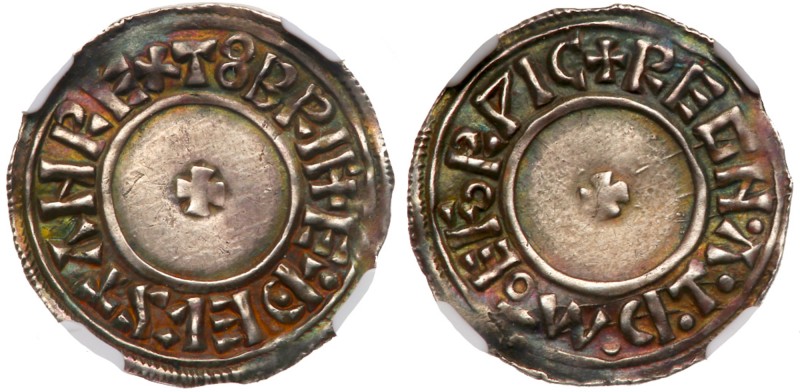 Great Britain
Kings of All England. Aethelstan (924-939). Silver Penny, undated...