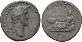 ANTONINUS PIUS (138-161). Sestertius. Rome. 

Obv: ANTONINVS AVG PIVS P P TR P COS III. 
Laureate head right.
Rev: TIBERIS / S C. 
River god Tibe...