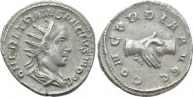 HERENNIUS ETRUSCUS (Caesar, 249-251). Antoninianus. Rome. 

Obv: Q HER ETR MES DECIVS NOB C. 
Radiate, draped and cuirassed bust right.
Rev: CONCO...