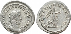 GALLIENUS (253-268). Antoninianus. Colonia Agrippinensis. 

Obv: IMP GALLIENVS P AVG. 
Radiate, cuirassed bust right.
Rev: VICT GERMANICA. 
Victo...