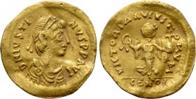 JUSTIN II (565-578). GOLD Tremissis. Constantinople. 

Obv: D N IVSTINVS P P AVG. 
Diademed, draped and cuirassed bust right.
Rev: VICTORIA AVGVST...