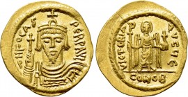 PHOCAS (602-610). GOLD Solidus. Constantinople. 

Obv: δ N FOCAS PЄRP AVG. 
Crowned and cuirassed facing bust, holding globus cruciger.
Rev: VICTO...