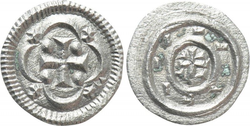 HUNGARY. István II (1116-1131). Denar. 

Obv: Cross in quatrefoil.
Rev: Cross...