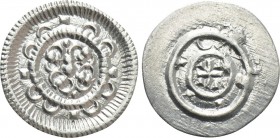 HUNGARY. Bela II (1131-1141). Denar. 

Obv: Ornaments.
Rev: Short cross, with wedge in each angle.

Huszár 96; Lengyel 11/11. 

Condition: Mint...
