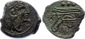 Roman Republic Anonym AE Quadrans 169 - 158 BC 
Cr. 196/4; Syd. 264d; Obv.: Head of Herakles with lion`s skin; Rev.: Prow of galley right ROMA above;...