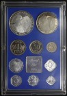 India Official Annual Proof Coin Set 1975 "Equality Development and Peace" Very Rare!
KM# PS17; With Silver; Issued 2.370 Sets Only!; With Original P...