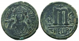 Maurice Tiberius, 582-602. Follis 
Condition: Very Fine

Weight: 12,6 gram
Diameter: 29,7 mm