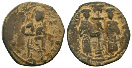 Byzantine Anonymous ca. 1028-1034. AE follis, 
Condition: Very Fine

Weight: 7,4 gram
Diameter: 28 mm