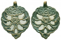 Beautiful open work Byzantine Pendant, c. 7th-12th century AD. 
Condition: Very Fine

Weight: 5,7 gram
Diameter: 37,7 mm