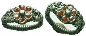 Beautiful Twisted Silver work stone inlaid Byzantine Ring, c. 7th-12th century AD. 
Condition: Very Fine

Weight: 5,2 gram
Diameter: 22,3 mm
