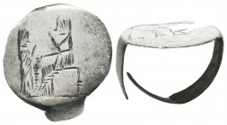 Greek Silver ring,
Condition: Very Fine

Weight: 3,6 gram
Diameter: 16,5 mm