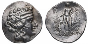 90-75 aC. Islas de Tracia. Tasos. Tetradracma. Ag. Vs: cabeza de Dioniso con corona de hiedra y Tainia a la derecha.  Rs: Joven Heracles con garrote y...