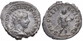 238-244 dC. Gordiano III. Antioquía. Antoniniano. Ve. D CL SEPT ALBIN CAES; Cabeza de Clodio Albino, desnuda, derecha. Reverso: FELICITAS COS II; Feli...